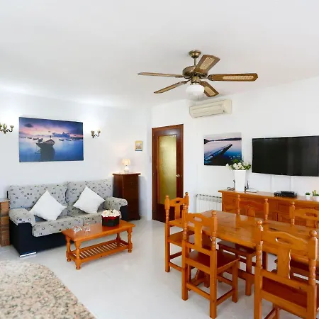 Sandra By Interhome بيت للعطل