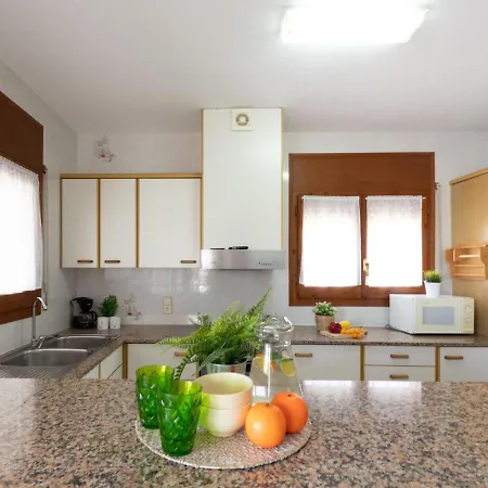 Sandra By Interhome بيت للعطل